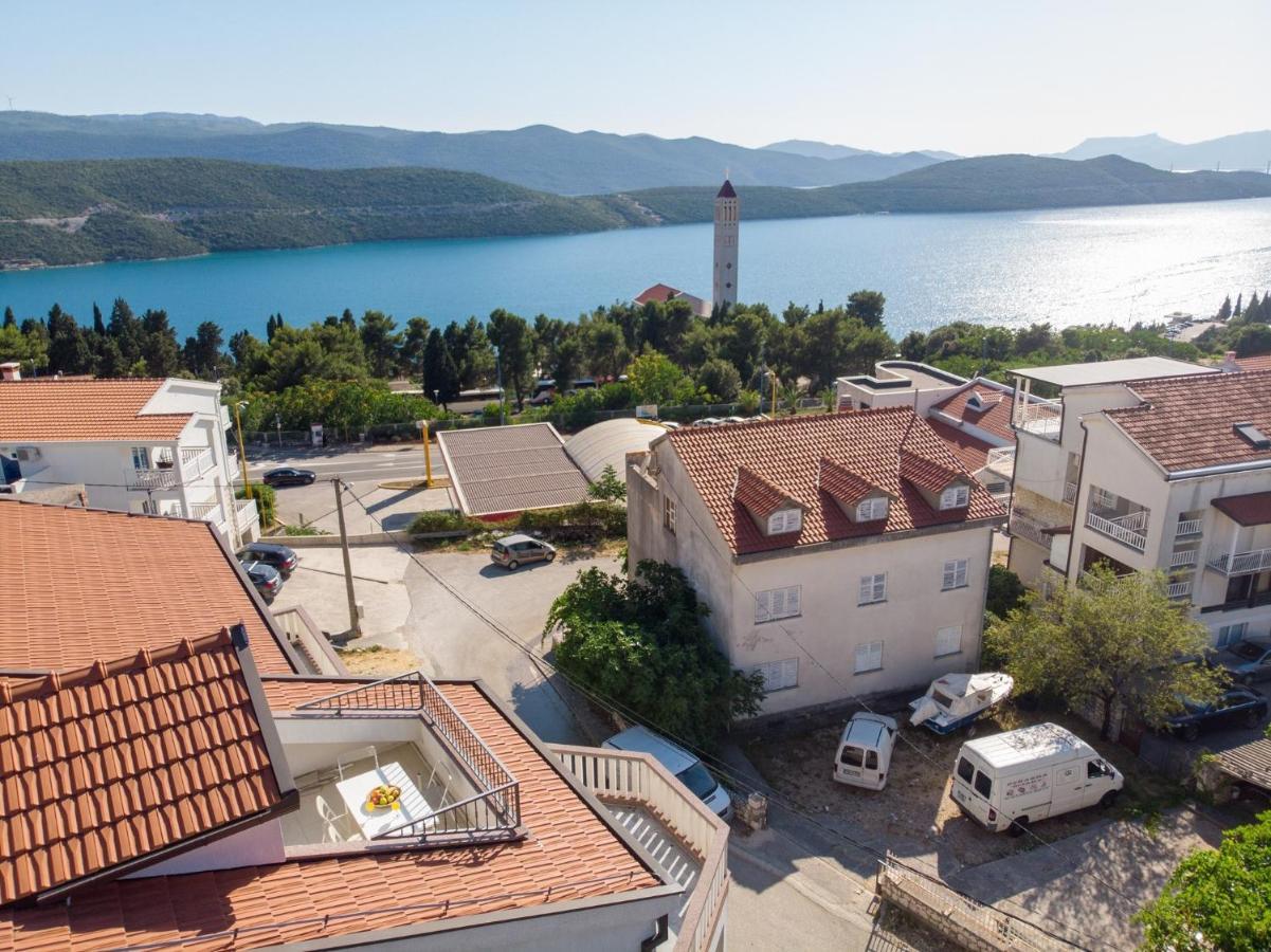 Familia Apartment Neum